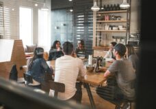 A Guide to Working Remotely Like a Pro: Configuration, Tools, and the Most Effective Methods