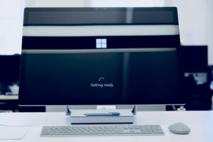 Learn how to improve the performance of Windows 10 by optimizing it.
